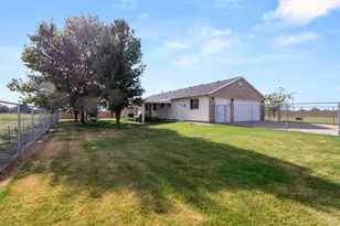 5335 W 5500 S, Hooper, UT 84315 - Photo 4