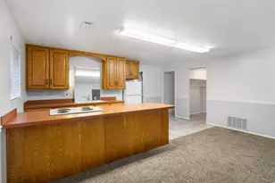 249 W 300 N, Springville, UT 84663 - Photo 28