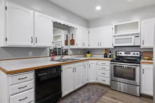 249 W 300 N, Springville, UT 84663 - Photo 4