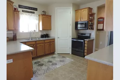 65 Chateau Way, Smithfield, UT 84335 - Photo 6