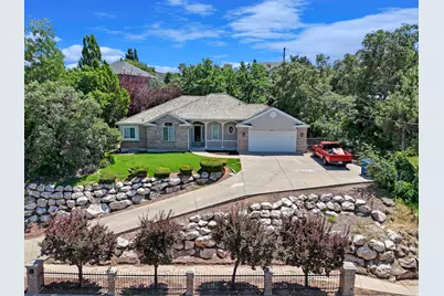 889 E Ben Lomond Ave S, South Ogden, UT 84403 - Photo 30