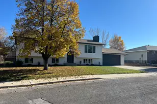 1335 W Evergreen Dr, Price, UT 84501 - Photo 2