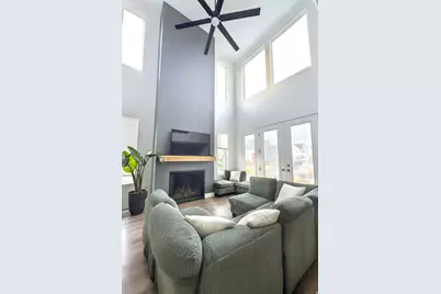 6831 W Meadow Grass Dr, South Jordan, UT 84009 - Photo 2