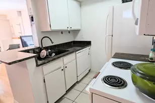 931 E Creek Hill Ln, Midvale, UT 84047 - Photo 6