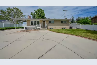 927 E 5650 S, Murray, UT 84121 - Photo 2