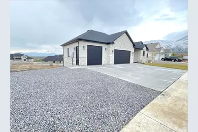 881 E 820 S, Salem, UT 84653 - Photo 2