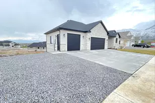 881 E 820 S, Salem, UT 84653 - Photo 2