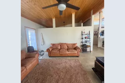 256 S 300 E, Blanding, UT 84511 - Photo 16