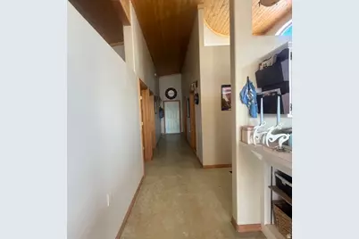 256 S 300 E, Blanding, UT 84511 - Photo 12