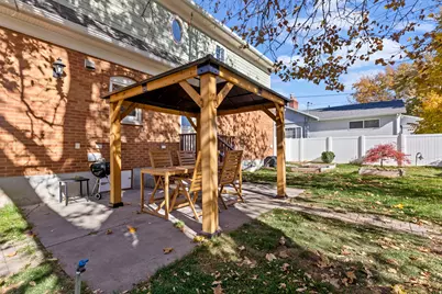 140 E 650 N, Bountiful, UT 84010 - Photo 40