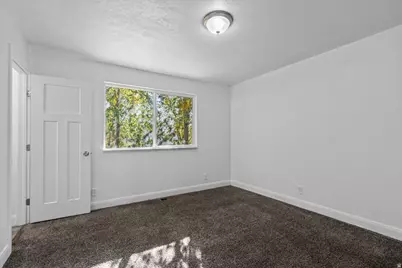 4663 W 3100 S, West Valley, UT 84120 - Photo 16