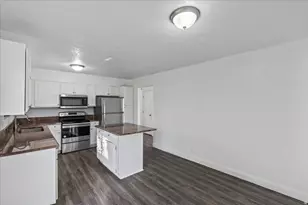 4663 W 3100 S, West Valley, UT 84120 - Photo 10