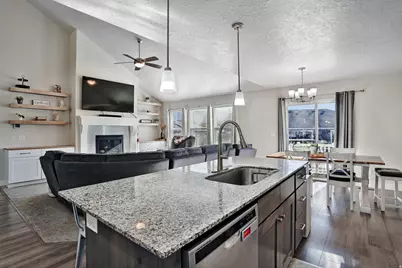 1299 W 250 S, Spanish Fork, UT 84660 - Photo 4