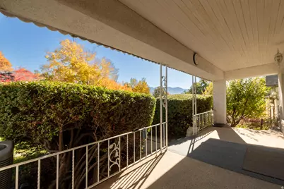 381 L St, Salt Lake City, UT 84103 - Photo 4