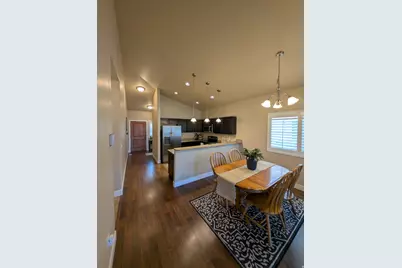 2326 W Mackay Ln, Taylorsville, UT 84129 - Photo 2