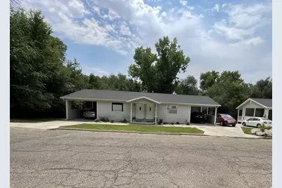 4067 S Hillcrest Cir, South Ogden, UT 84405 - Photo 2