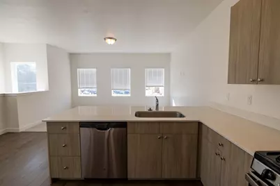 355 W Gentile St N, Layton, UT 84041 - Photo 6