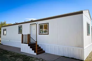 203 Darlington Way, Layton, UT 84041 - Photo 2