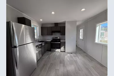 203 Darlington Way, Layton, UT 84041 - Photo 4