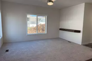 121 Barrington Way, Layton, UT 84041 - Photo 4