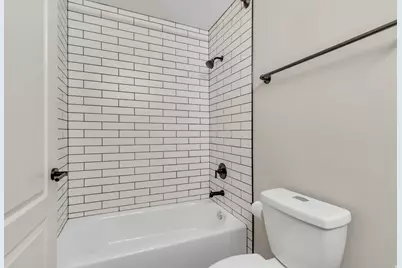 2154 E Wasatch Blvd, Sandy, UT 84092 - Photo 10