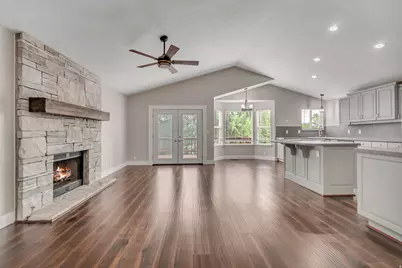 2154 E Wasatch Blvd, Sandy, UT 84092 - Photo 20