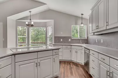 2154 E Wasatch Blvd, Sandy, UT 84092 - Photo 26