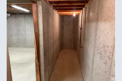 567 S Hazel Dr, Salem, UT 84653 - Photo 26