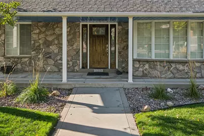 10142 S Majestic Canyon Rd E, Sandy, UT 84092 - Photo 8