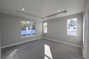 6849 S Jefferson St, Murray, UT 84107 - Photo 12