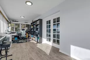 9968 S Blossom Dr, Sandy, UT 84092 - Photo 10