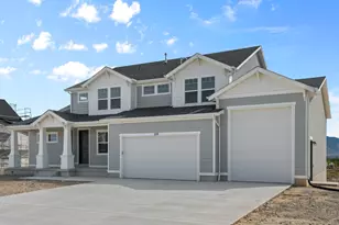 752 W Cherry St, Grantsville, UT 84029 - Photo 2