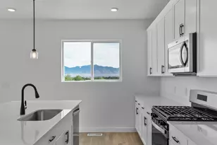 752 W Cherry St, Grantsville, UT 84029 - Photo 22