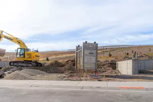 2703 N Blue Dawn Ln, Saratoga Springs, UT 84045 - Photo 2