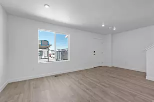 1752 N Patchwork Ave, Tooele, UT 84074 - Photo 4