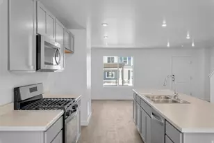 1752 N Patchwork Ave, Tooele, UT 84074 - Photo 8