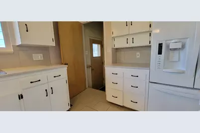 787 E Redmaple Cir, Millcreek, UT 84106 - Photo 14