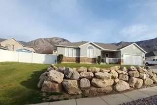 814 E 3300 N, North Ogden, UT 84414 - Photo 2