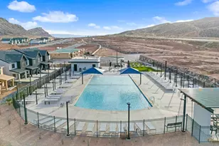 1741 S Ripple Rock Dr, Washington, UT 84780 - Photo 2