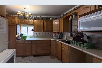 620 Edgehill Dr, East Carbon, UT 84520 - Photo 4