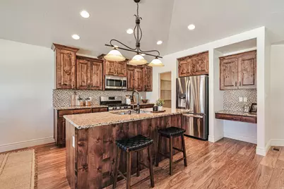 1288 N Horizon View Loop W, Elk Ridge, UT 84651 - Photo 8