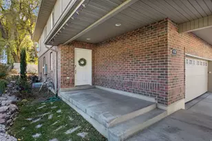 696 E Union Garden Ct, Midvale, UT 84047 - Photo 32