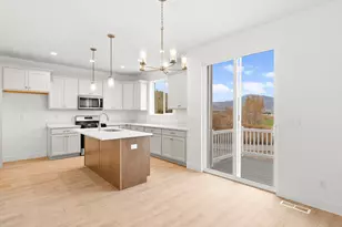 406 E Luna Cir, Salem, UT 84653 - Photo 4