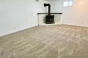 954 E Carnation Dr, White City, UT 84094 - Photo 14