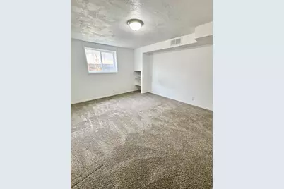 954 E Carnation Dr, White City, UT 84094 - Photo 22