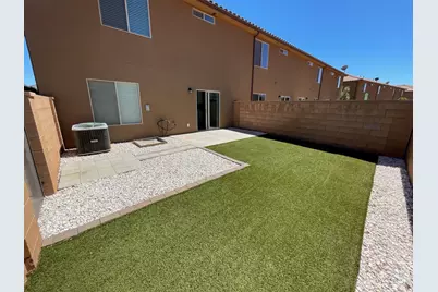 2577 N Bella Vista Dr, Santa Clara, UT 84765 - Photo 4