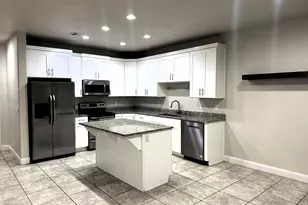 2577 N Bella Vista Dr, Santa Clara, UT 84765 - Photo 10