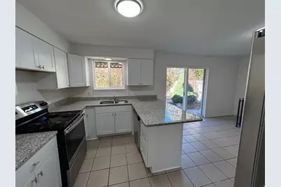 5568 S Hugoton Dr W, Taylorsville, UT 84129 - Photo 4