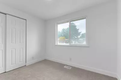 8026 S Laguna Cir W, West Jordan, UT 84088 - Photo 12