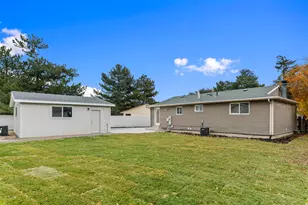 8026 S Laguna Cir W, West Jordan, UT 84088 - Photo 22